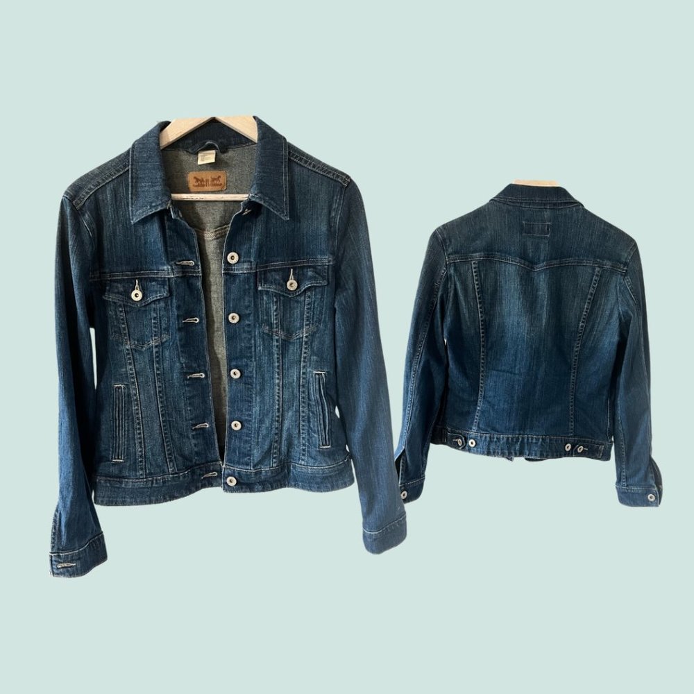 LEVI’S Womens Denim Jacket